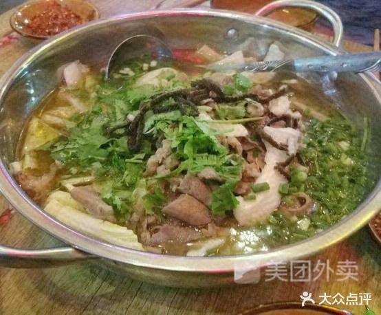 乐山跷脚卤肉(cbd万达店)